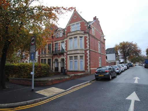 Similar property image