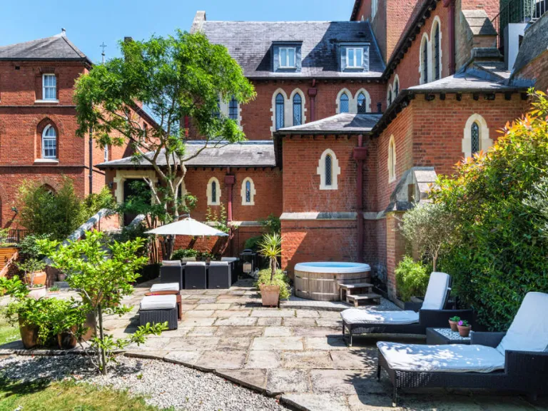 property Compatible Images}