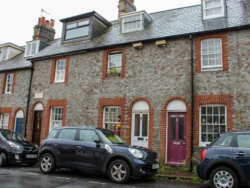 Similar property image