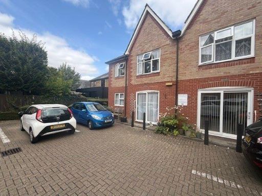 Similar property image