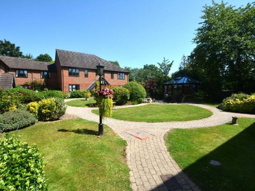 Similar property image