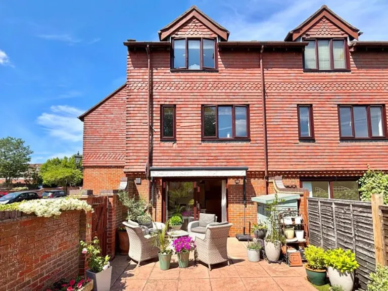 property Compatible Images}