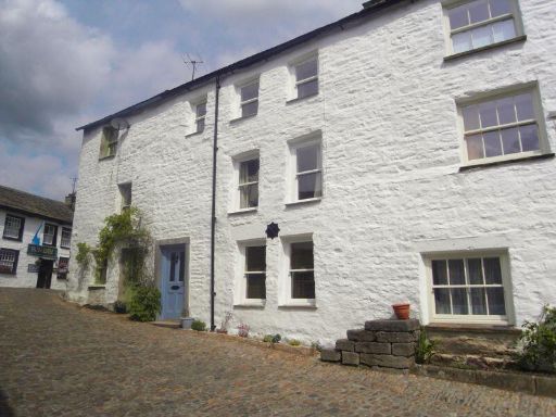 Similar property image