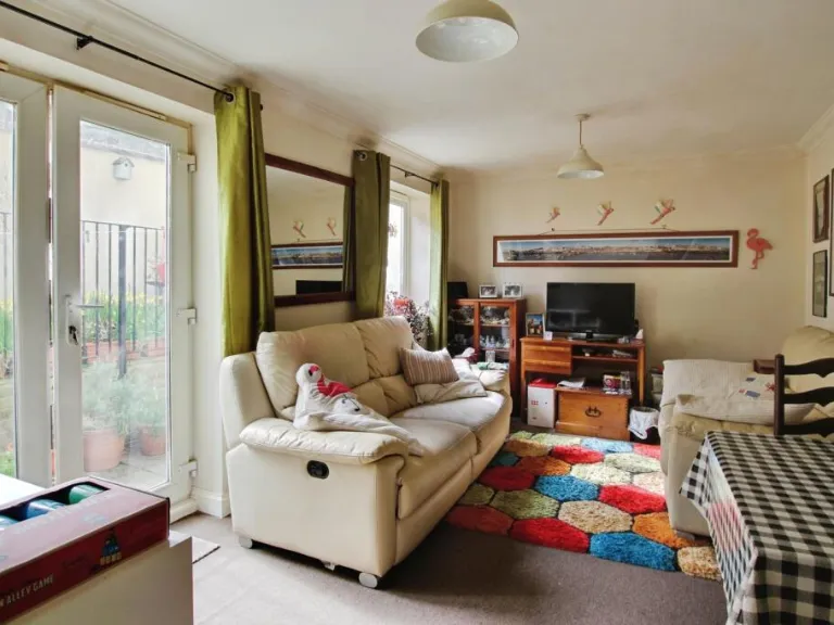 property Compatible Images}