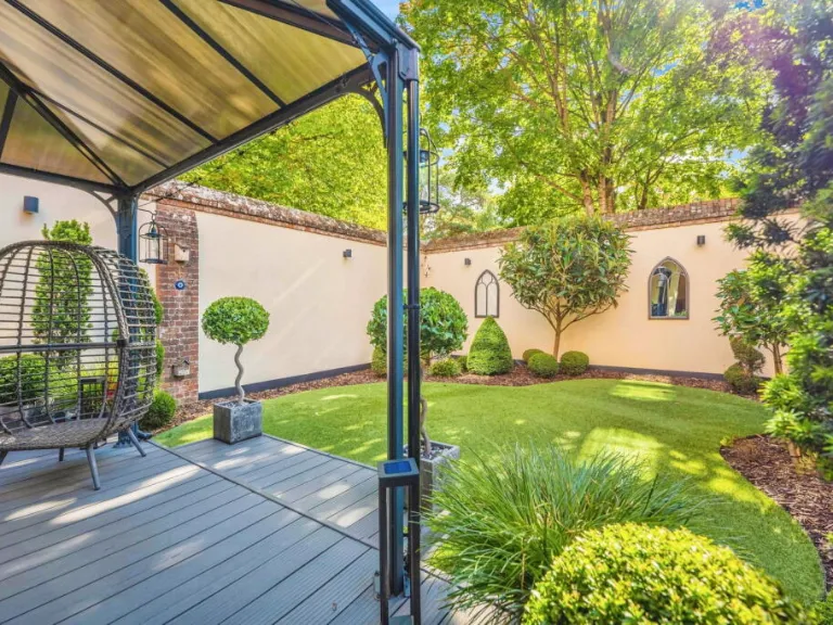 property Compatible Images}