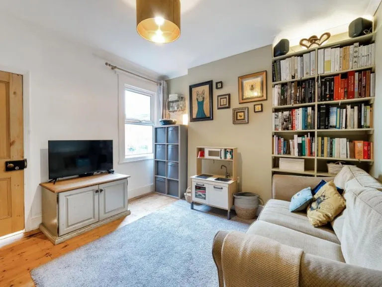 property Compatible Images}