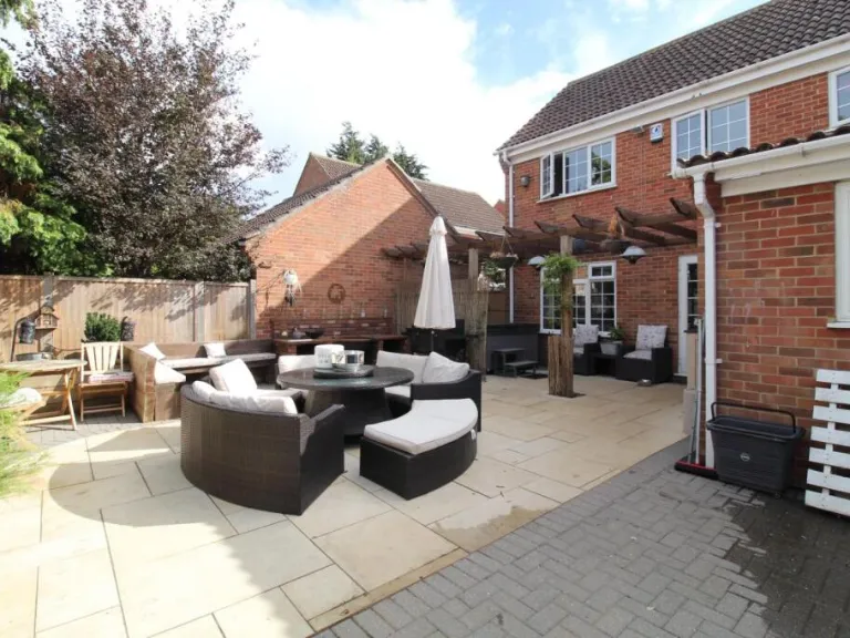 property Compatible Images}