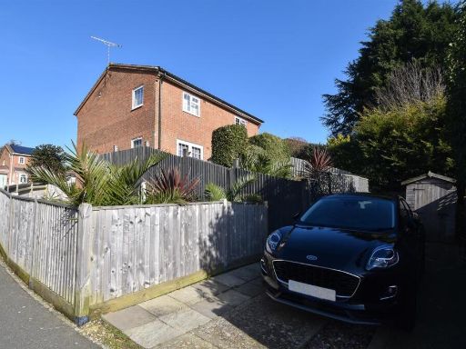 Similar property image
