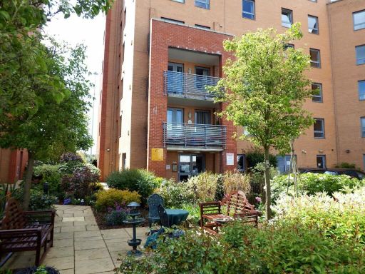 Similar property image