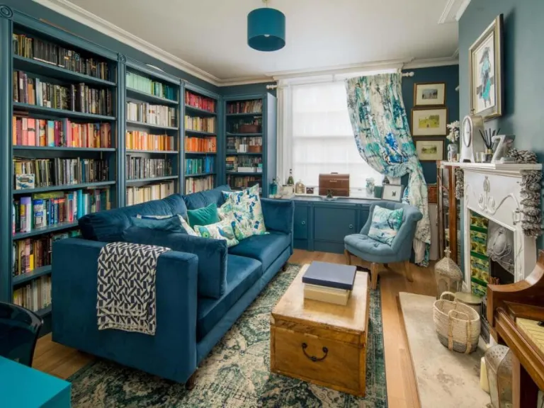 property Compatible Images}