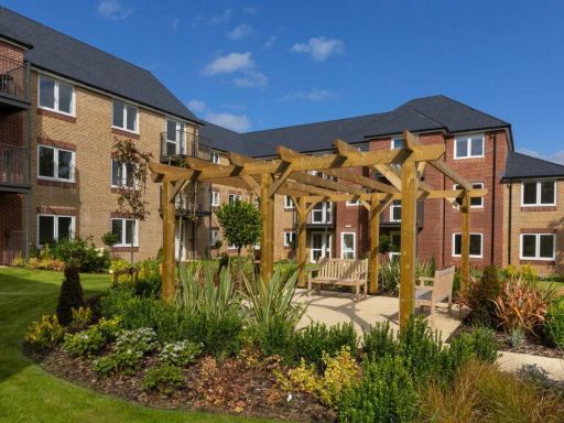 Similar property image