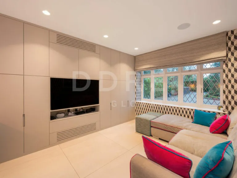 property Compatible Images}