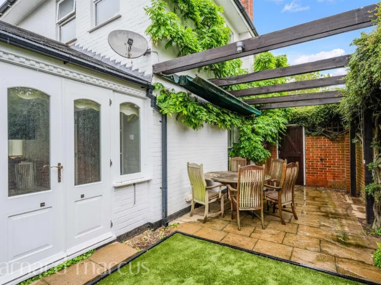 property Compatible Images}