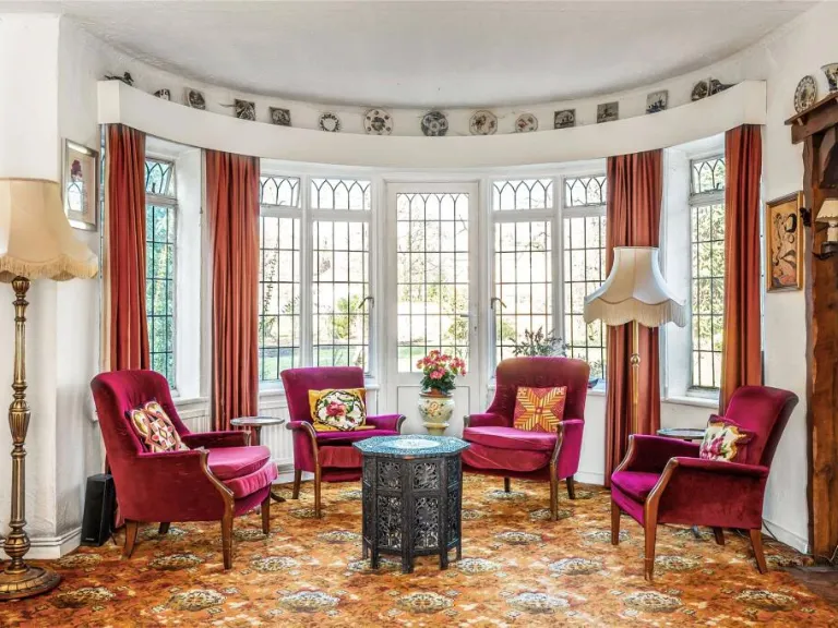 property Compatible Images}