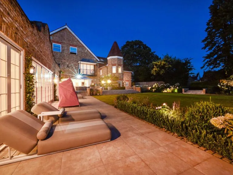 property Compatible Images}