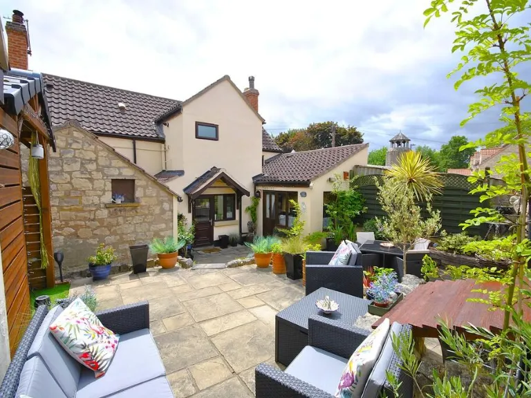 property Compatible Images}