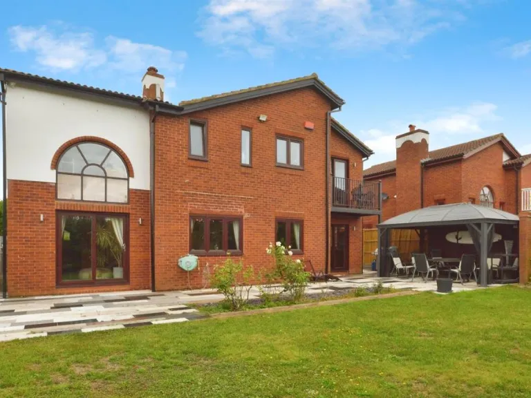 property Compatible Images}