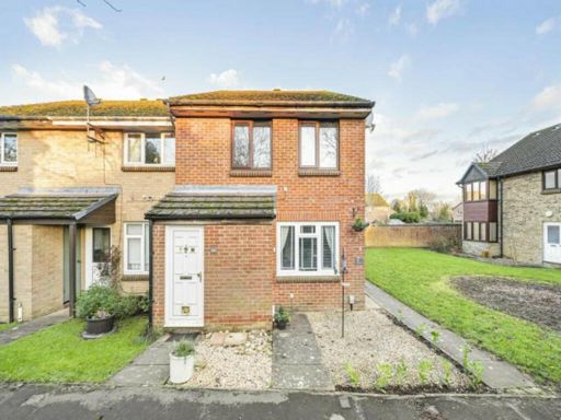 Similar property image