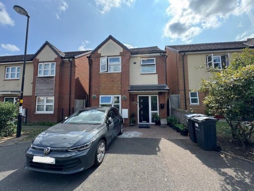 Similar property image