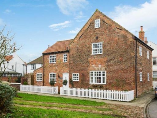 Similar property image