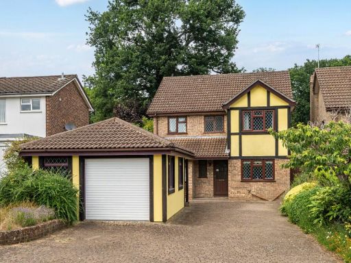 Similar property image