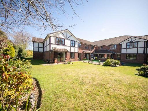 Similar property image