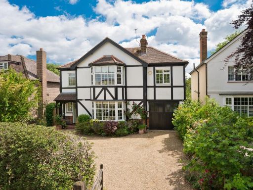 Similar property image
