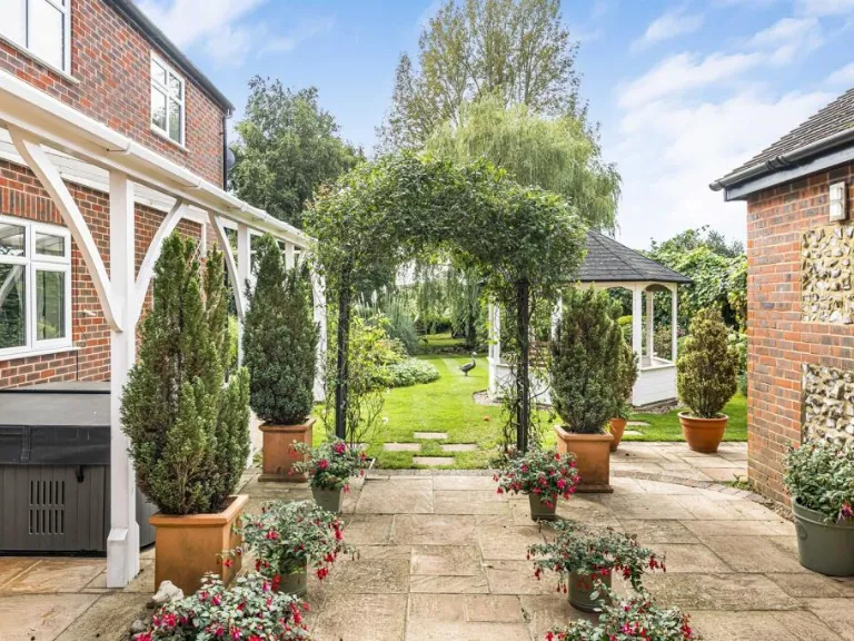 property Compatible Images}