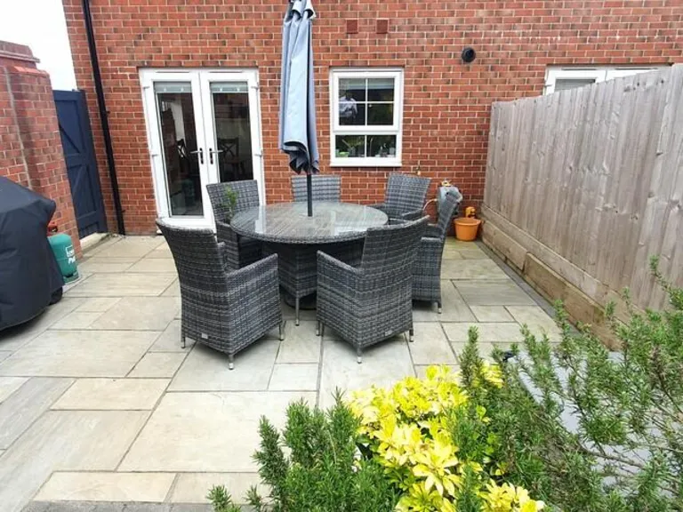 property Compatible Images}