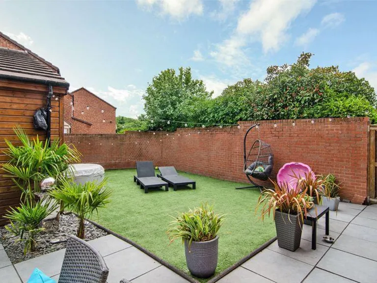 property Compatible Images}