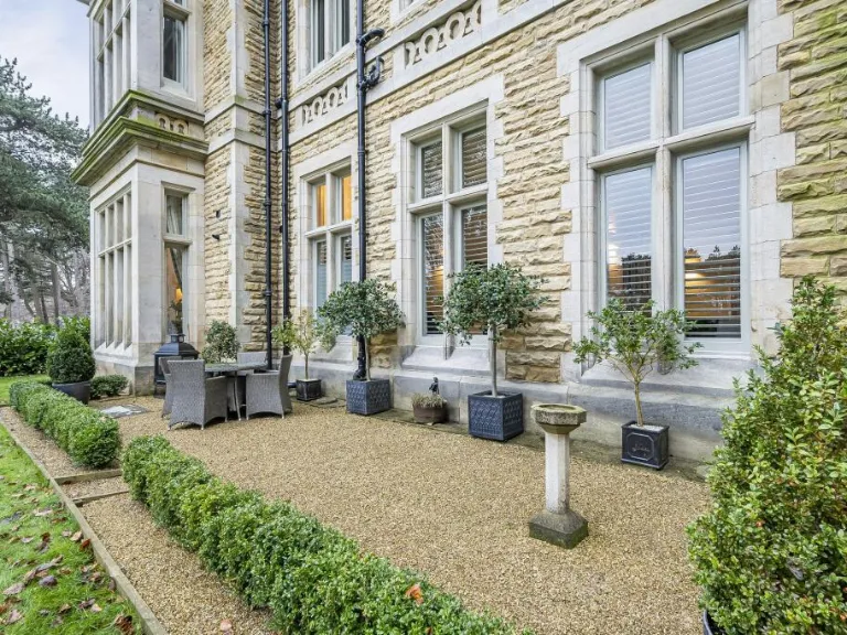 property Compatible Images}