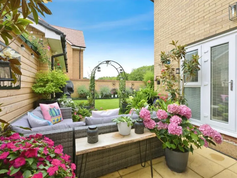 property Compatible Images}