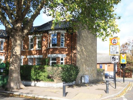 Similar property image