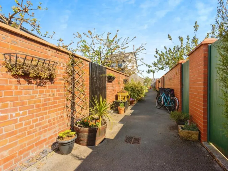 property Compatible Images}