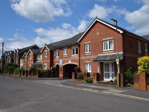 Similar property image