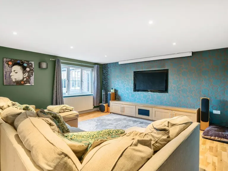 property Compatible Images}