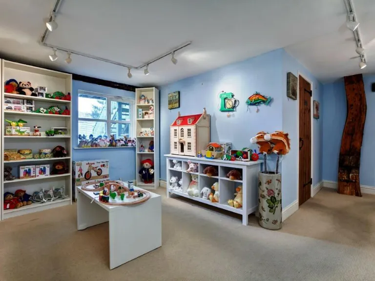 property Compatible Images}