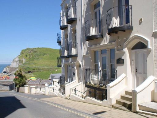 Similar property image