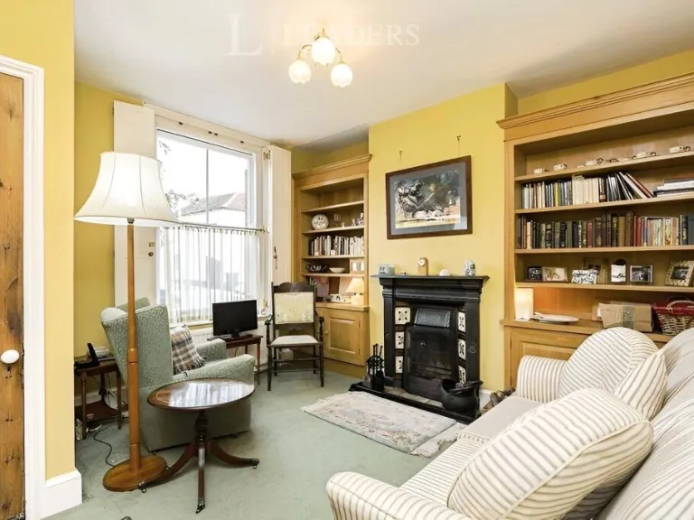 property Compatible Images}