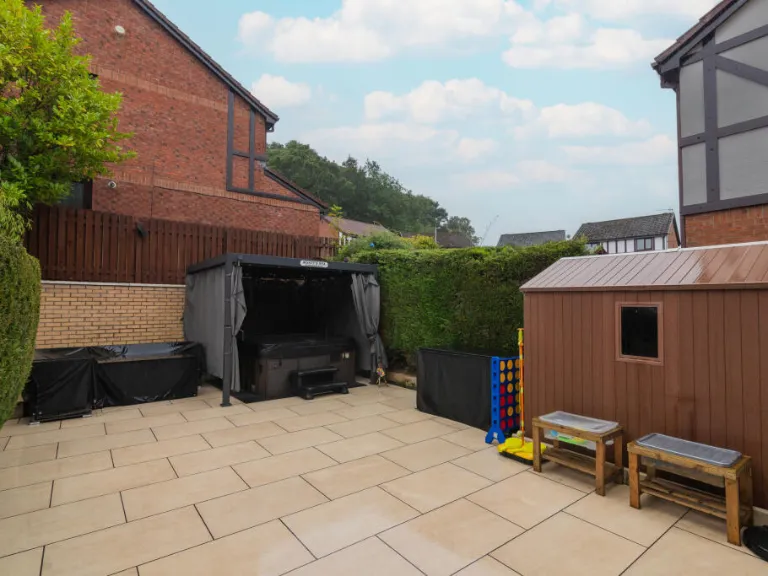 property Compatible Images}