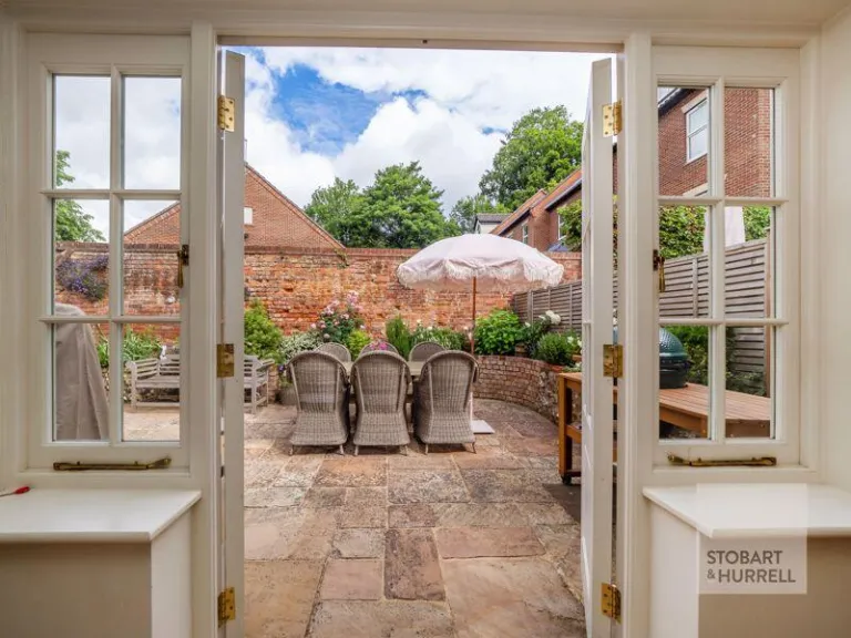 property Compatible Images}