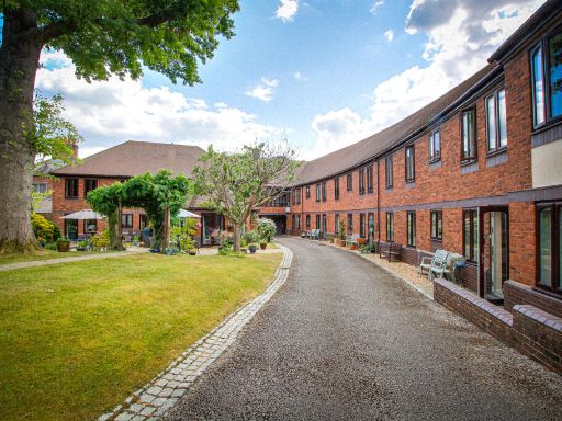 Similar property image