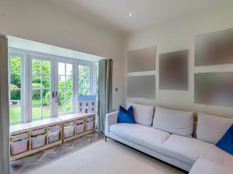 property Compatible Images}