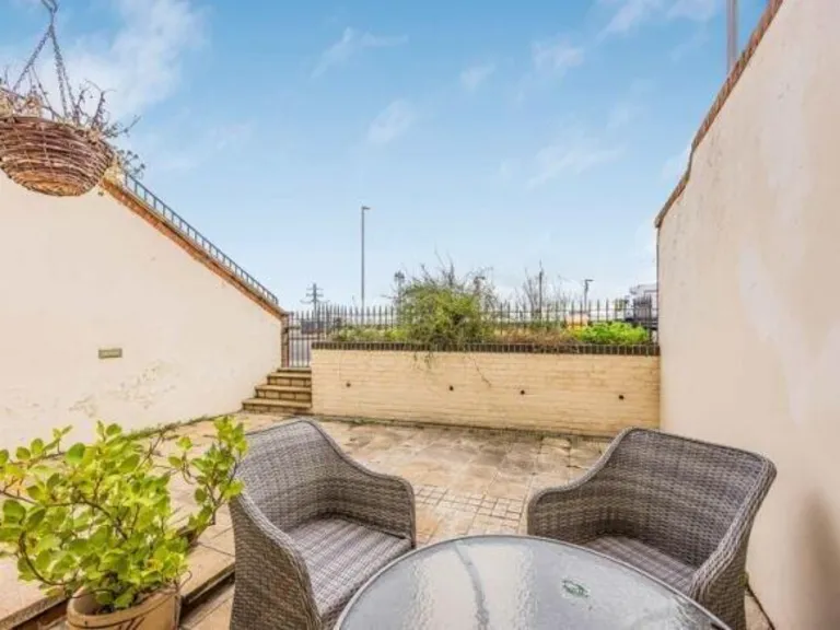 property Compatible Images}