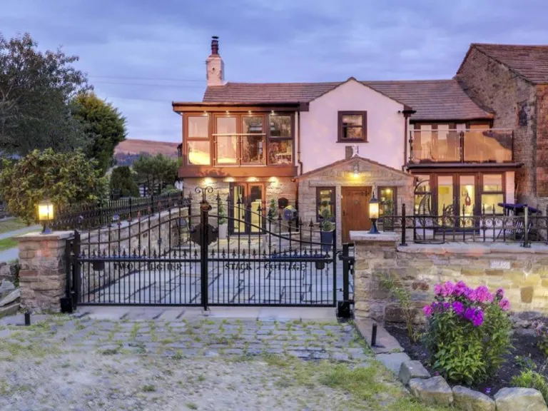 property Compatible Images}