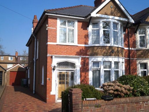 Similar property image