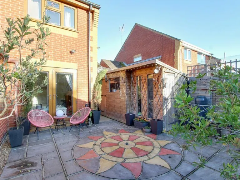 property Compatible Images}