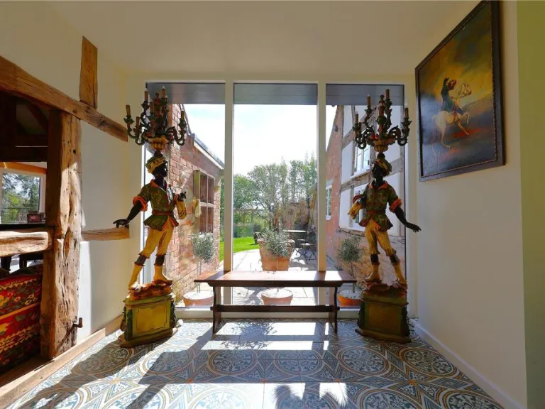 property Compatible Images}