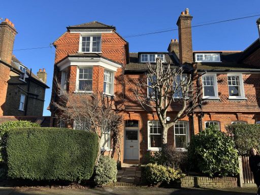 Similar property image