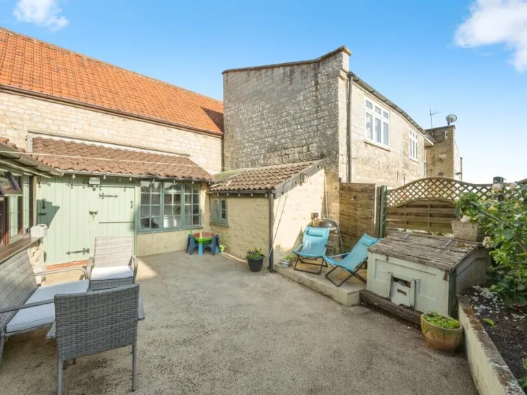 property Compatible Images}